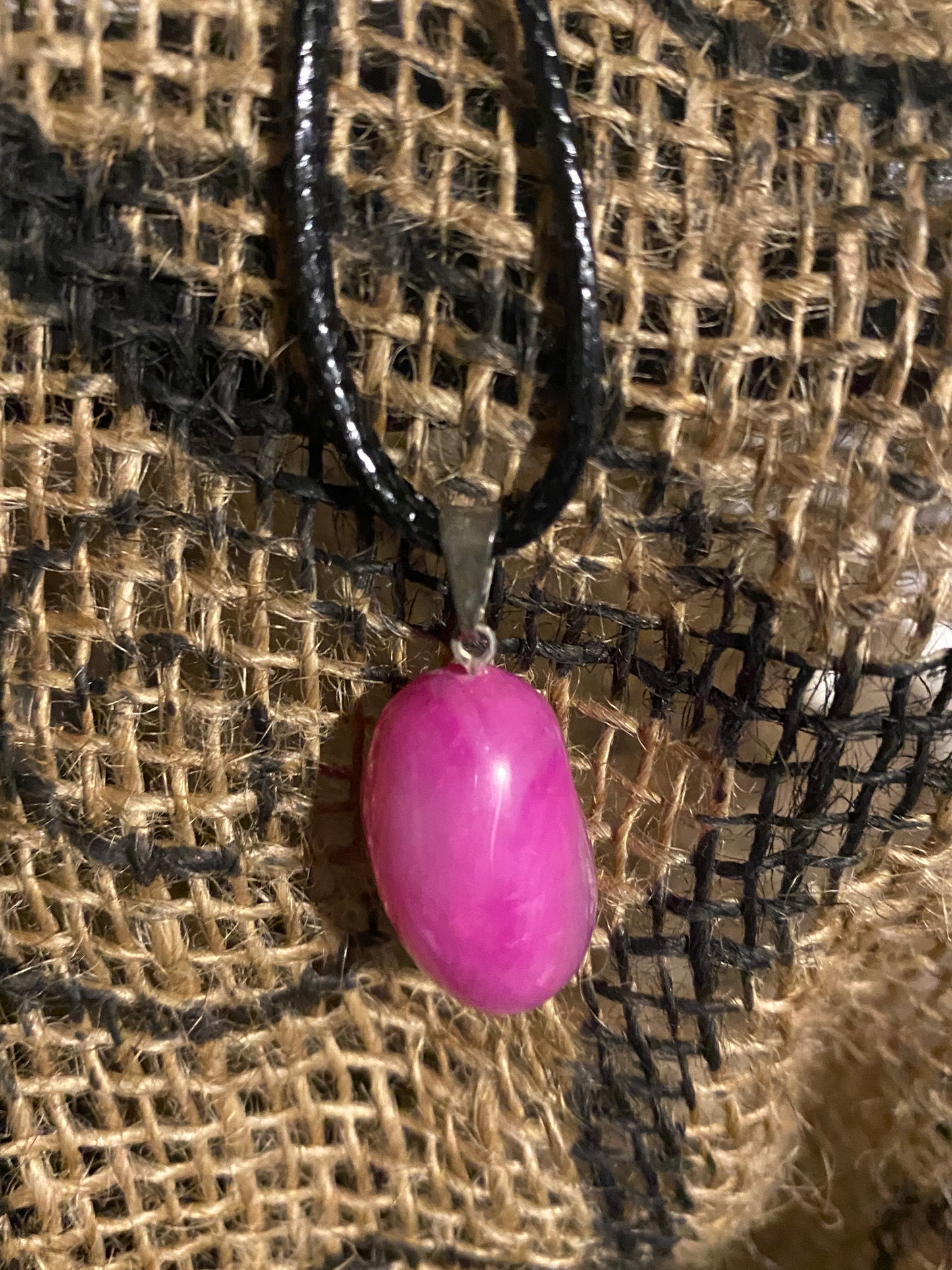 Pink dyed Agate necklace - small