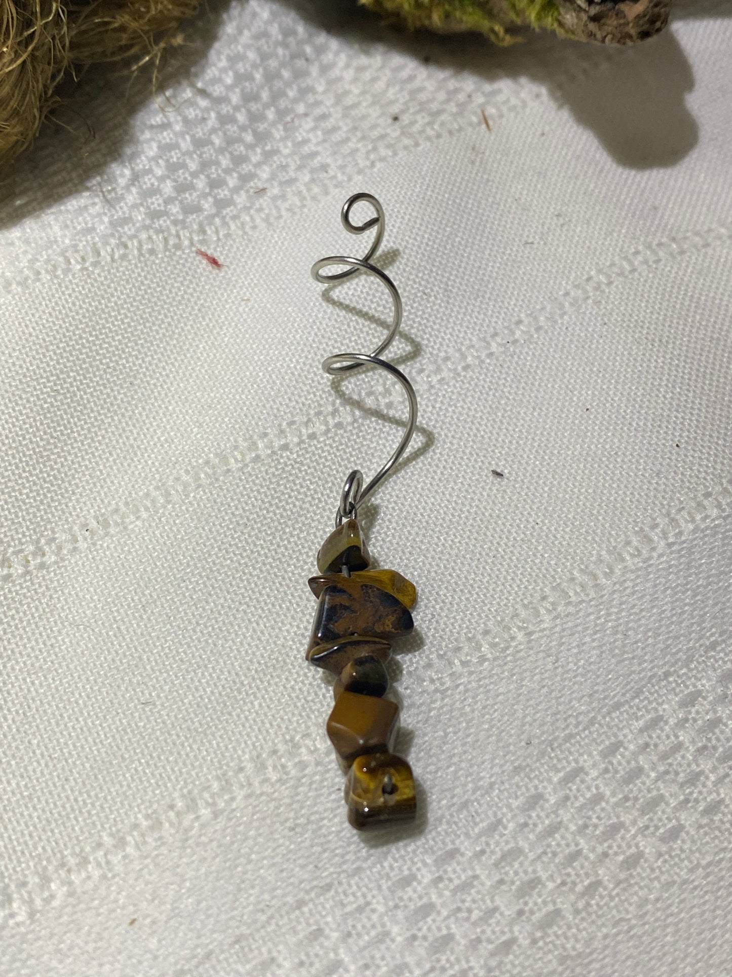 Tigers eye hair twist